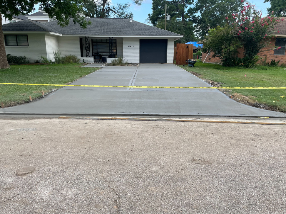 Another Residential Driveway Replacement at a Affordable Price by Texas Bay Concrete in Neighboor hood in zip code 77092